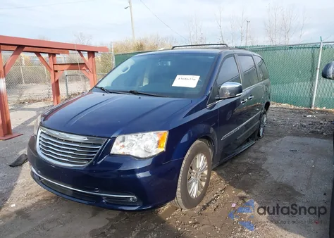 2015 Chrysler Town & Country Touring-L from USA, damaged, VIN 2C4RC1CG1FR561951